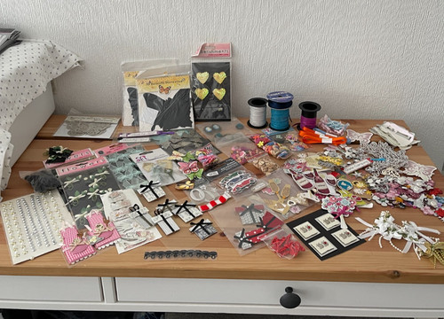 Huge craft room - huge,